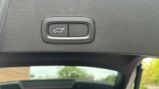 Volvo Xc40 1.5 T3 [163] R DESIGN 5dr Petrol Estate